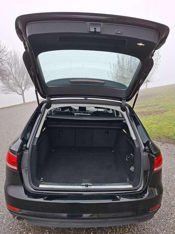 Gebraucht Audi A4 Design 150 PS (110 kW) 2017 Schwarz Kombi
