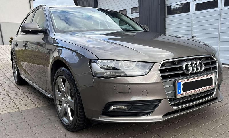 Gebraucht Audi A4 150 PS (110 kW) 2014 Grau Kombi