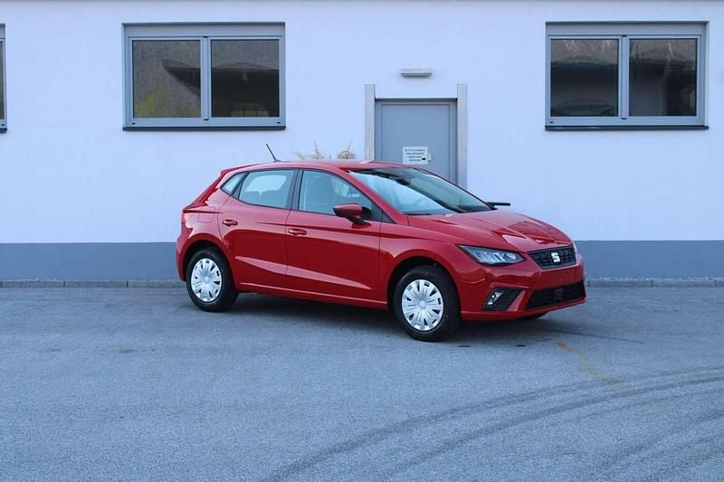 Gebraucht Seat Ibiza Reference 80 PS (58 kW) 2025 Mittelrot  normal Limousine