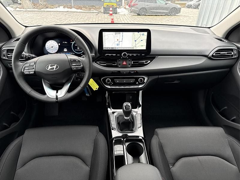 Neu Hyundai i30 GO! 97 PS (71 kW) 2025 Limousine
