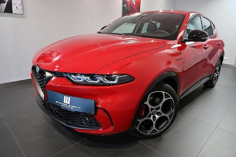 Neu Alfa Romeo Tonale Veloce 160 PS (117 kW) 2025 Rot SUV
