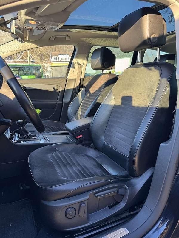 Gebraucht VW Passat Highline 140 PS (102 kW) 2012 Schwarz Kombi