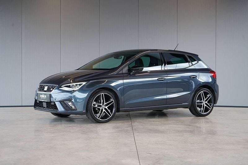 Grau Gebraucht 2020 Seat Ibiza FR Limousine | € 13.990 (Fairer Preis) - Bild 1/4