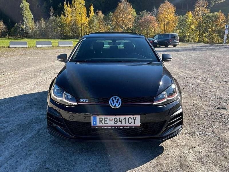 Gebraucht VW Golf VII GTI 230 PS (169 kW) 2018 Schwarz Limousine