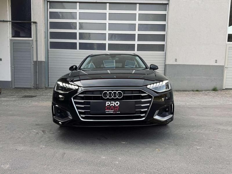 Gebraucht Audi A4 Advanced Plus 204 PS (150 kW) 2021 Schwarz Kombi