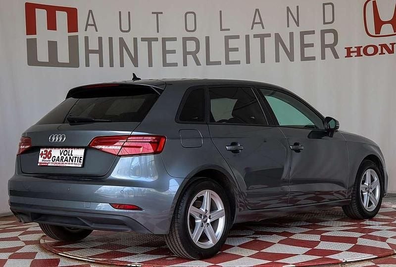 Gebraucht Audi A3 Design 150 PS (110 kW) 2019 Grau Limousine