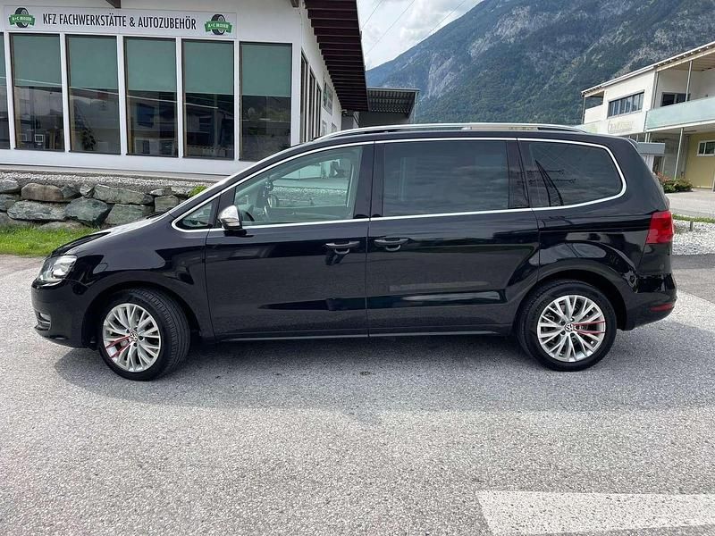 Gebraucht VW Sharan 140 PS (102 kW) 2012 Schwarz Van / Kleinbus
