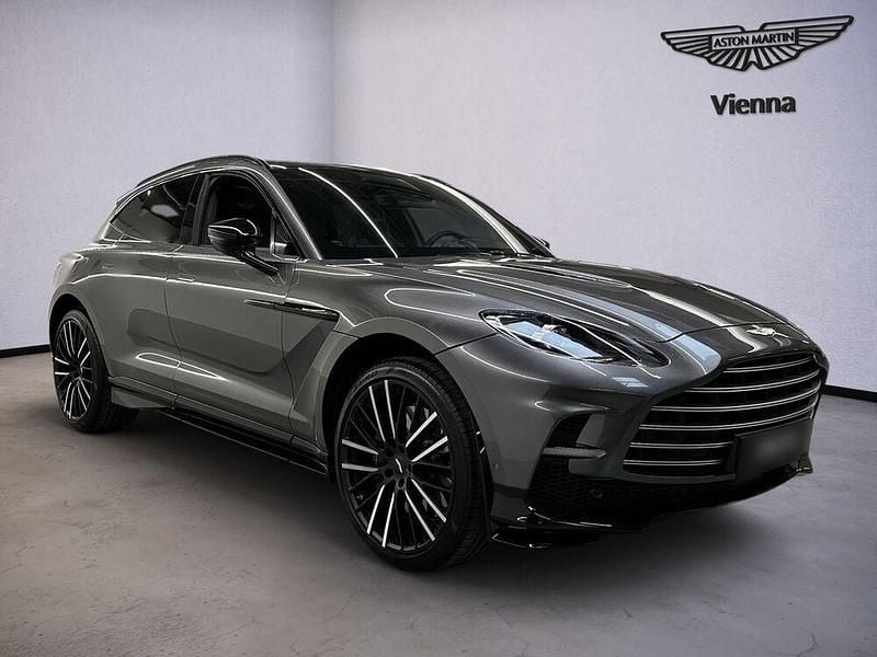 Neu Aston Martin DBX 707 707 PS (519 kW) 2026 SUV