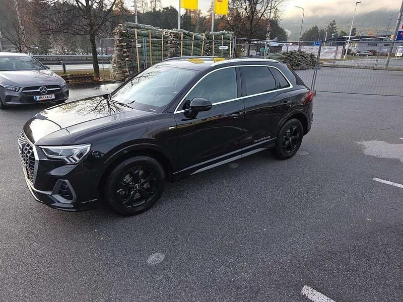 Gebraucht Audi Q3 S-Line 190 PS (139 kW) 2019 Schwarz SUV
