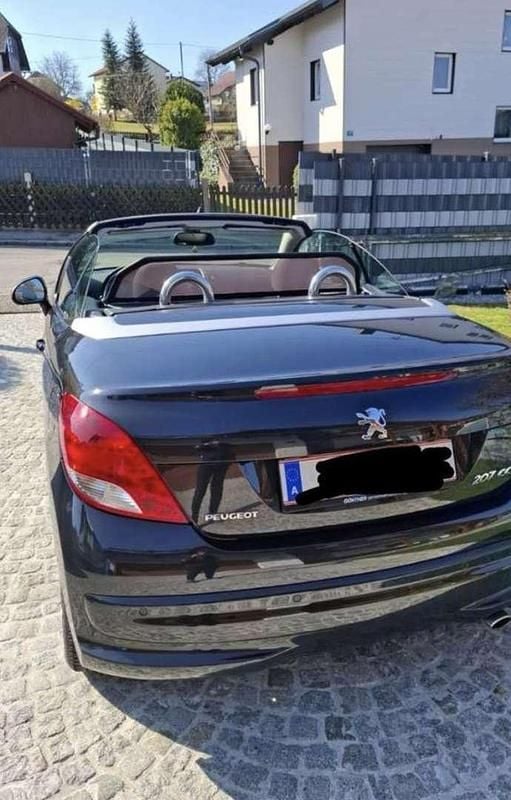 Gebraucht Peugeot 207 CC Active 120 PS (88 kW) 2011 Cabrio
