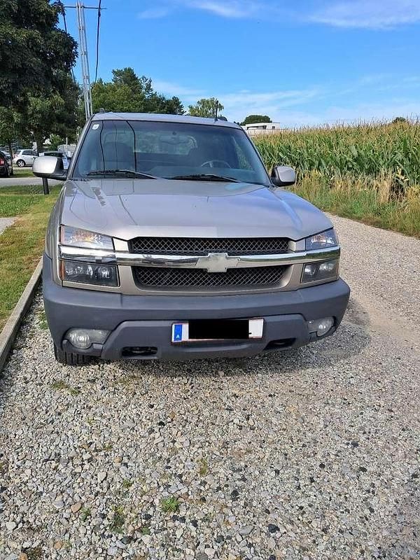 Bronze Gebraucht 2002 Chevrolet Avalanche Abholung | € 8.400 - Bild 1/4