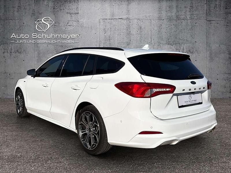 Gebraucht Ford Focus ST-Line 125 PS (91 kW) 2018 Weiß Kombi