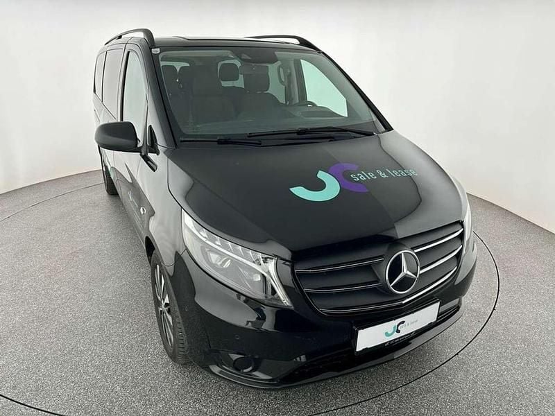 Gebraucht Mercedes Vito 190 PS (139 kW) 2023 Schwarz Van