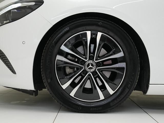 Gebraucht Mercedes B180 Edition 136 PS (100 kW) 2023 Van / Kleinbus