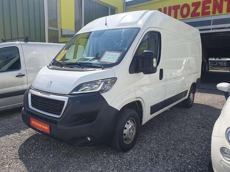 Gebraucht Peugeot Boxer 140 PS (102 kW) 2021 Weiß Van