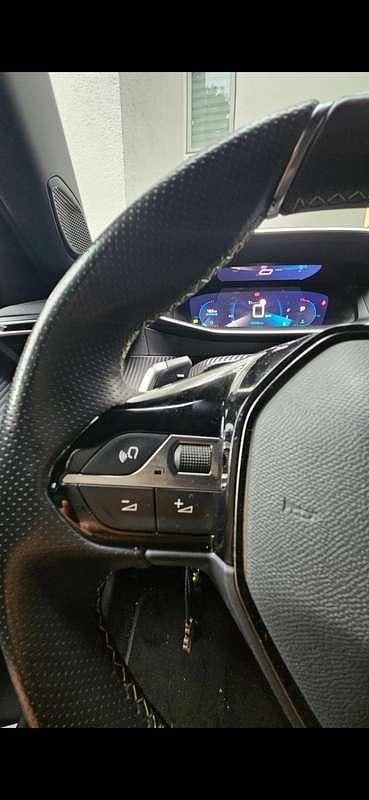 Gebraucht Peugeot 2008 GT 131 PS (96 kW) 2021 SUV