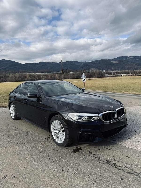 Gebraucht BMW 530e M Sport 250 PS (183 kW) 2020 Schwarz Limousine