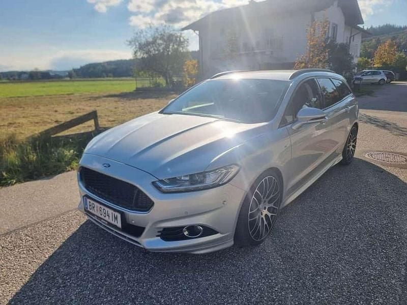 Silber Gebraucht 2017 Ford Mondeo ST-Line Kombi | € 13.400 (Fairer Preis) - Bild 1/4
