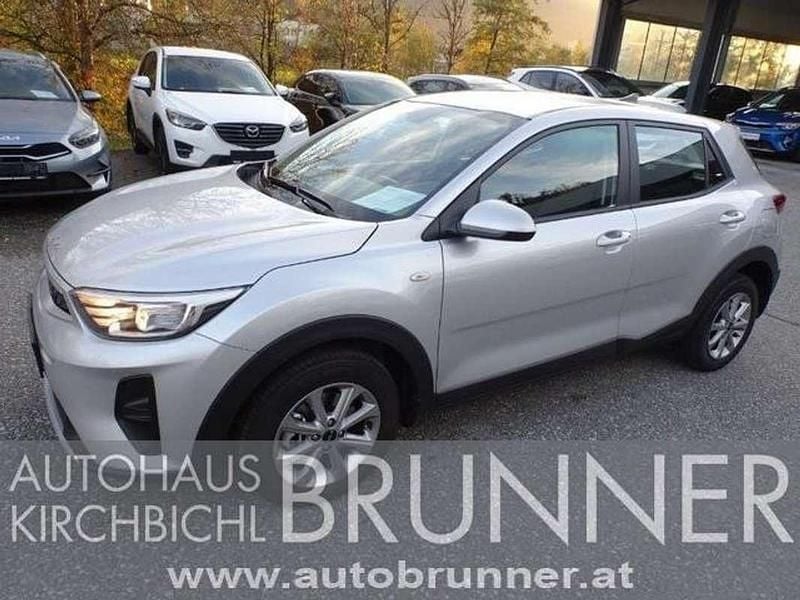 Gebraucht Kia Stonic 79 PS (58 kW) 2025 Silber SUV