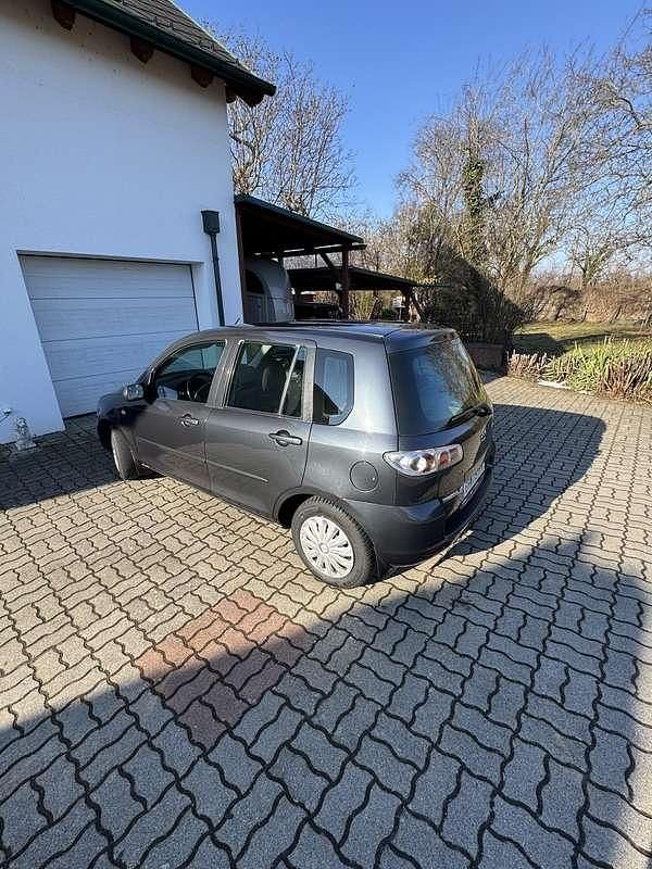 Gebraucht Mazda 2 80 PS (58 kW) 2007 Blau Kleinwagen