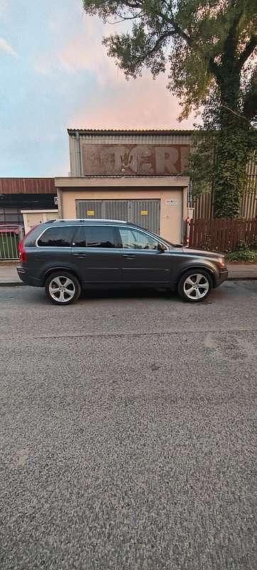 Gebraucht 2004 Volvo XC90 Momentum SUV | € 1.999 (Fairer Preis) - Bild 1/4