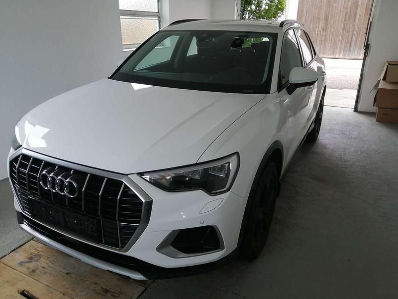 Weiß Gebraucht 2020 Audi Q3 Advanced SUV | € 34.500 (Fairer Preis) - Bild 1/4