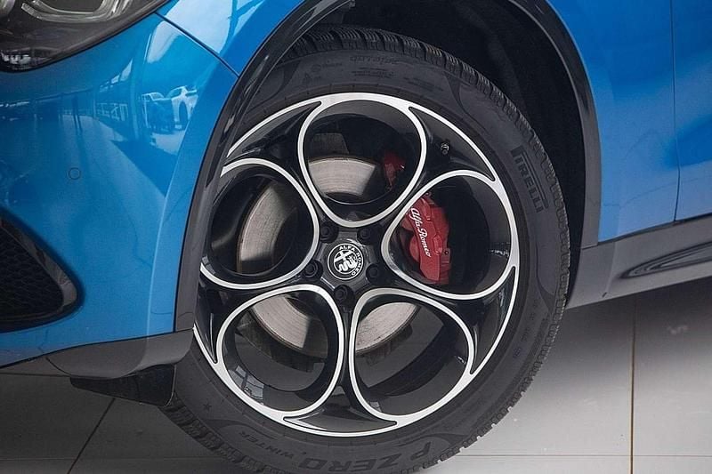 Gebraucht Alfa Romeo Stelvio Sprint 280 PS (205 kW) 2024 Blau SUV