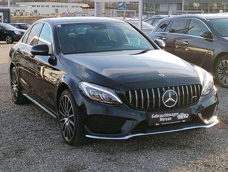 Gebraucht Mercedes C220 AMG 194 PS (142 kW) 2018 Schwarz Limousine