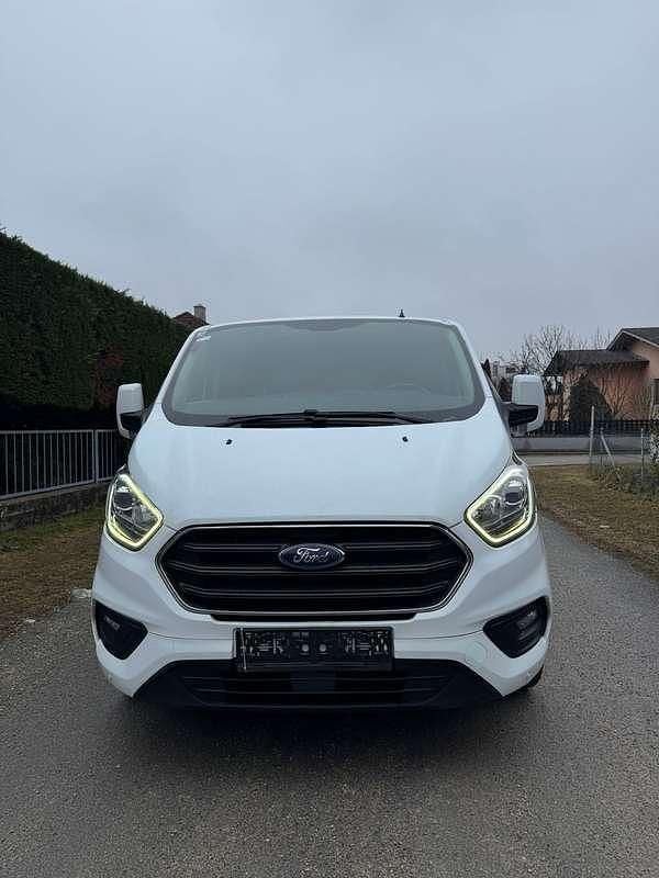 Gebraucht Ford Transit Custom 170 PS (125 kW) 2019 Van / Kleinbus