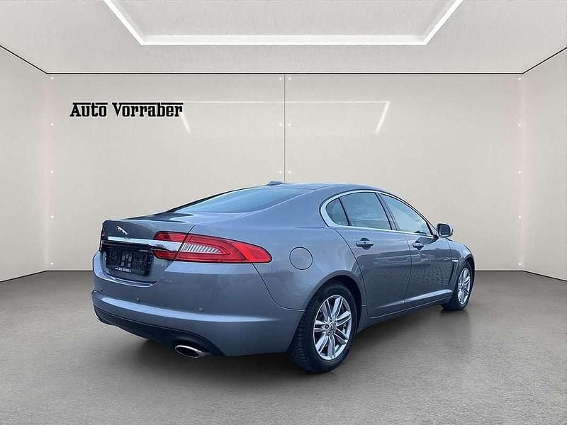 Gebraucht Jaguar XF Portfolio 241 PS (177 kW) 2011 Gold Limousine