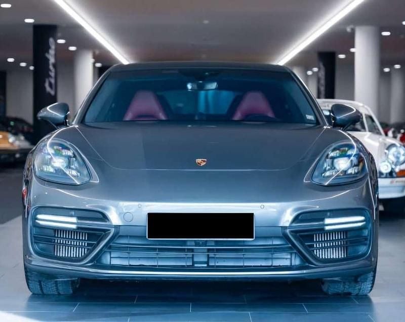 Grau Gebraucht 2018 Porsche Panamera Turbo S Limousine | € 82.000 - Bild 1/4