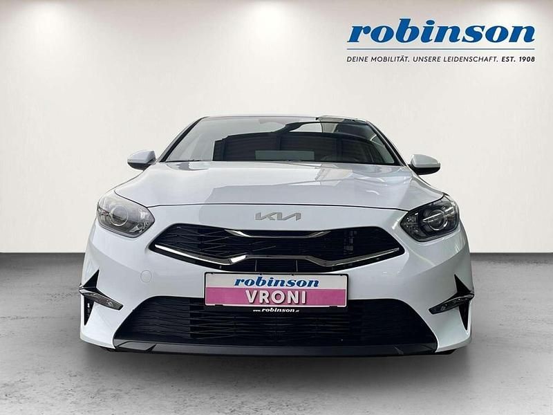 Gebraucht Kia Ceed Silver 101 PS (74 kW) 2025 Weiß Kleinwagen