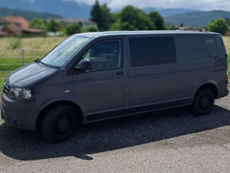 Grau Gebraucht 2011 VW T5 Van | € 15.500 (Teuer) - Bild 1/4