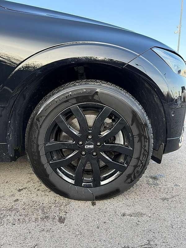 Gebraucht Volvo XC60 Plus 253 PS (186 kW) 2023 Schwarz SUV