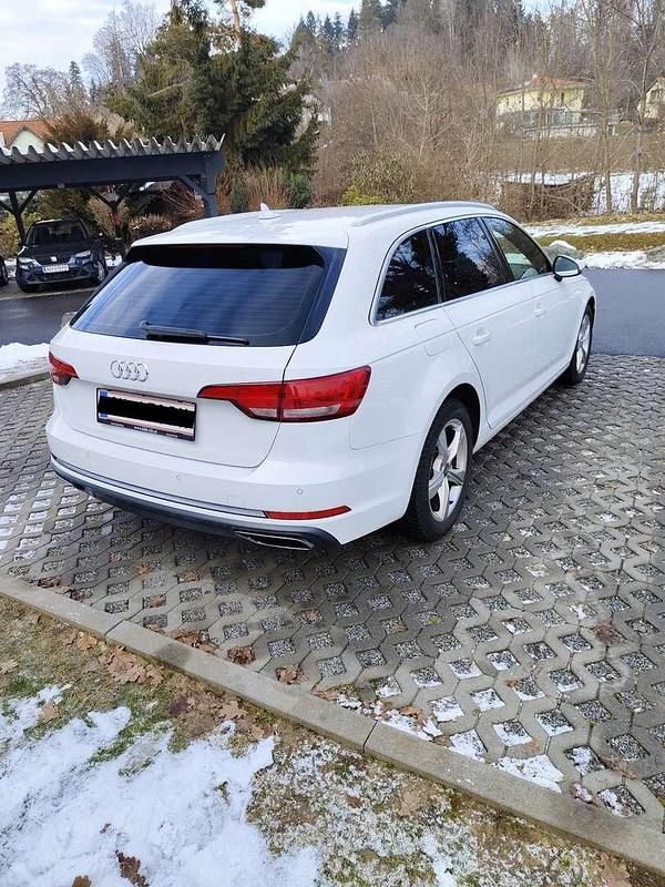 Gebraucht Audi A4 Sport 190 PS (139 kW) 2019 Kombi