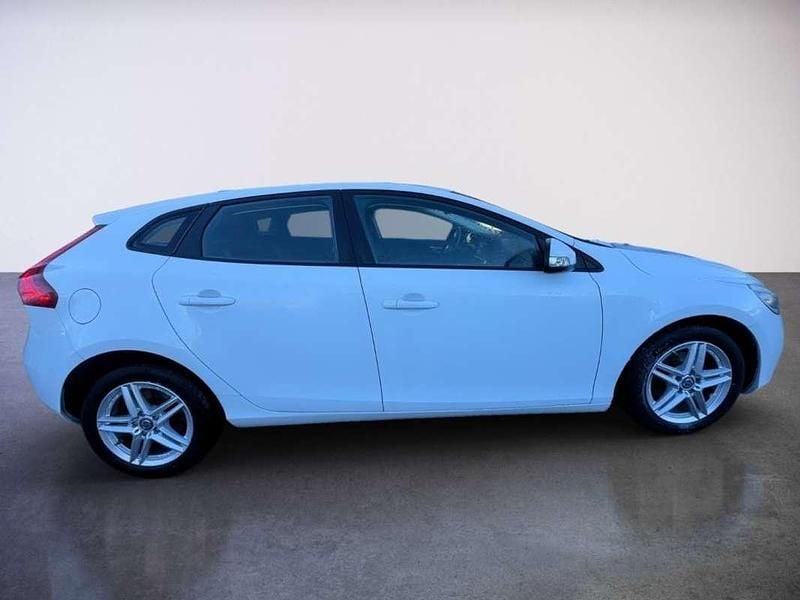Gebraucht Volvo V40 114 PS (83 kW) 2015 Limousine