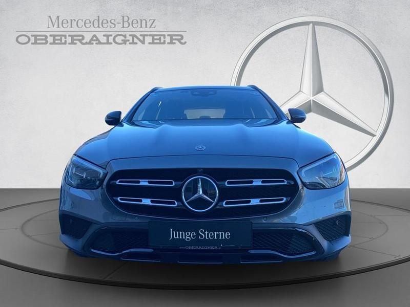 Gebraucht Mercedes E400 Night 340 PS (250 kW) 2023 Grau Kombi