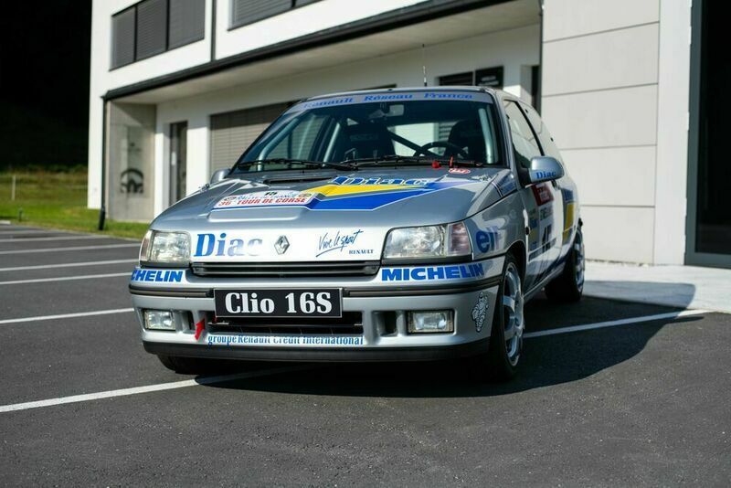 Gebraucht Renault Clio 135 PS (99 kW) 1992 Silber Kleinwagen