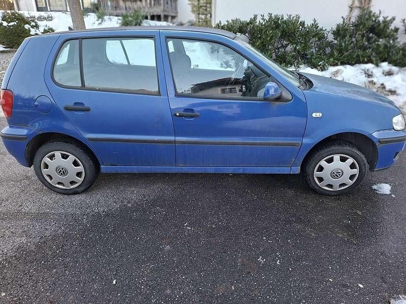Gebraucht VW Polo 50 PS (36 kW) 2000 Blau Limousine