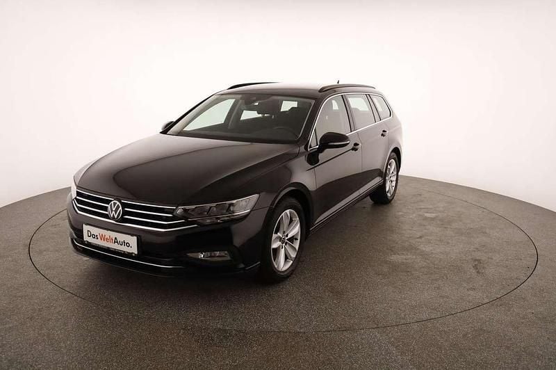 Gebraucht VW Passat Elegance 150 PS (110 kW) 2022 Schwarz Kombi