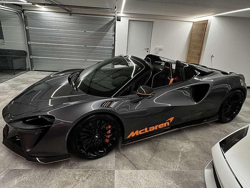 Gebraucht McLaren Artura 740 PS (544 kW) 2024 Grau Cabrio