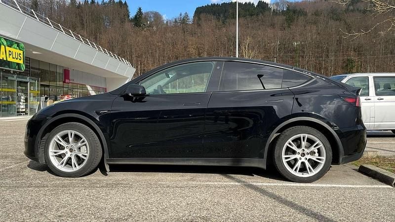 Gebraucht Tesla Model Y Long Range AWD 378 kW (514 PS) 2023 Schwarz SUV