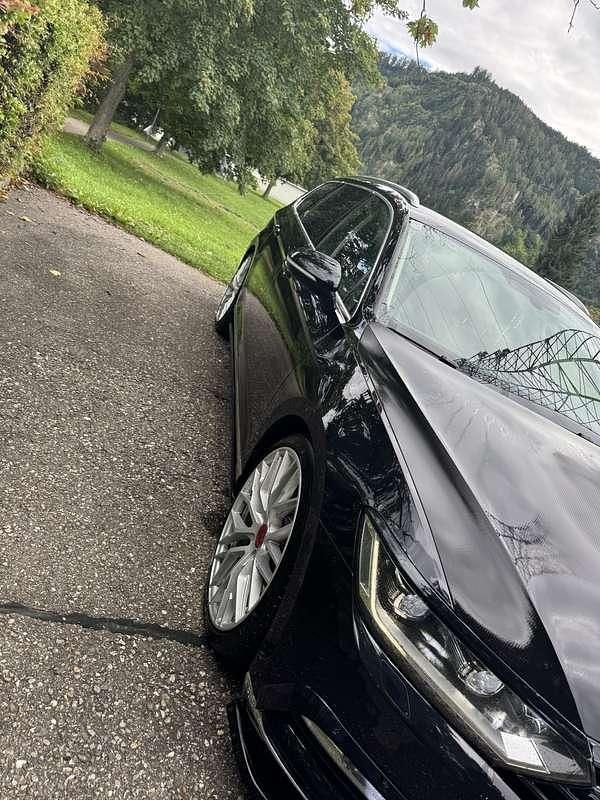 Gebraucht VW Passat Highline 150 PS (110 kW) 2014 Schwarz Kombi