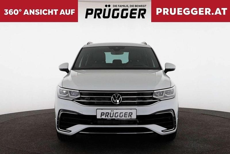 Gebraucht VW Tiguan R-line 150 PS (110 kW) 2022 Weiß SUV