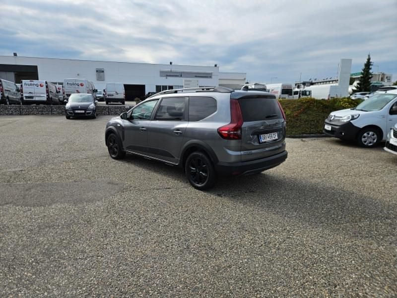 Gebraucht Dacia Jogger Extreme 94 PS (69 kW) 2025 Grau Van / Kleinbus