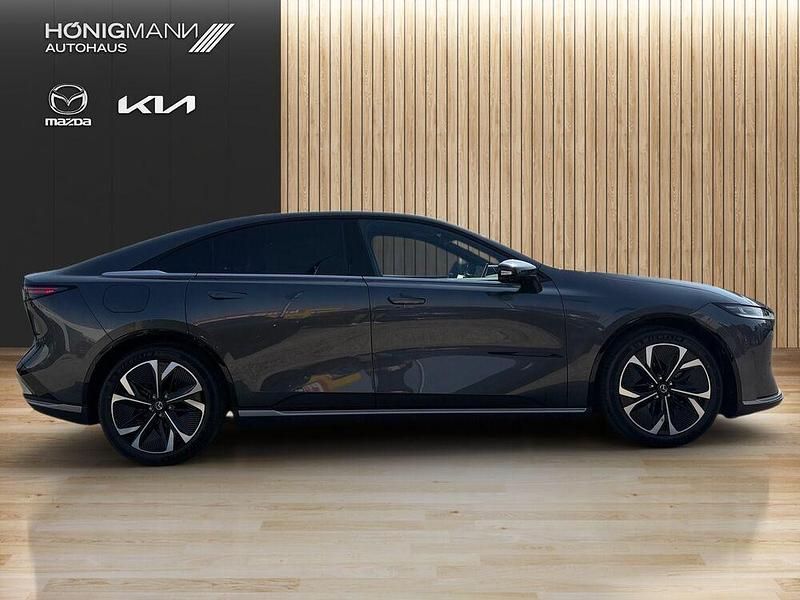 Neu Mazda 6e Takumi-Line 189 kW (258 PS) 2025 Limousine