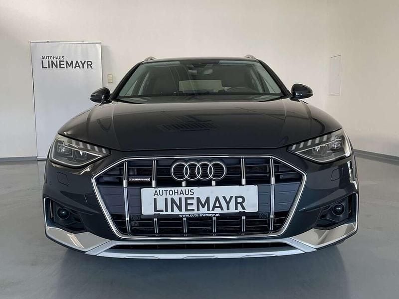 Gebraucht Audi A4 Allroad Ambiente 204 PS (150 kW) 2022 Grau Kombi