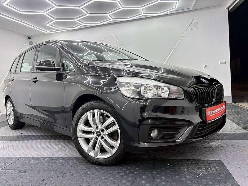 Gebraucht BMW 220 Performance 190 PS (139 kW) 2016 Schwarz Kombi