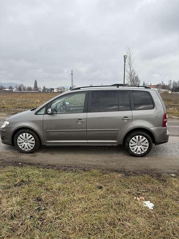 Gebraucht VW Touran Trendline 105 PS (77 kW) 2008 Grau Van / Kleinbus