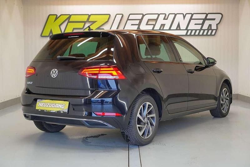Gebraucht VW Golf VII Sound 110 PS (80 kW) 2018 Schwarz Limousine